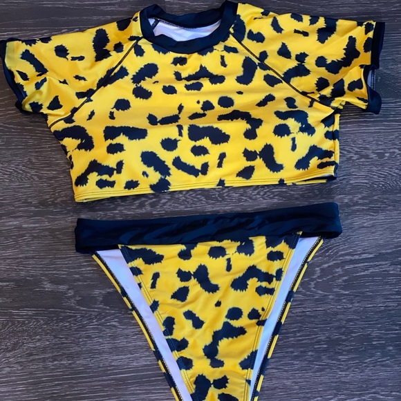 Animal print plus size shein bathing suit - Picture 2 of 6